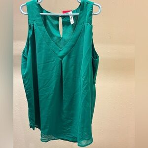Zenana Kelly Green V-Neck Blouse